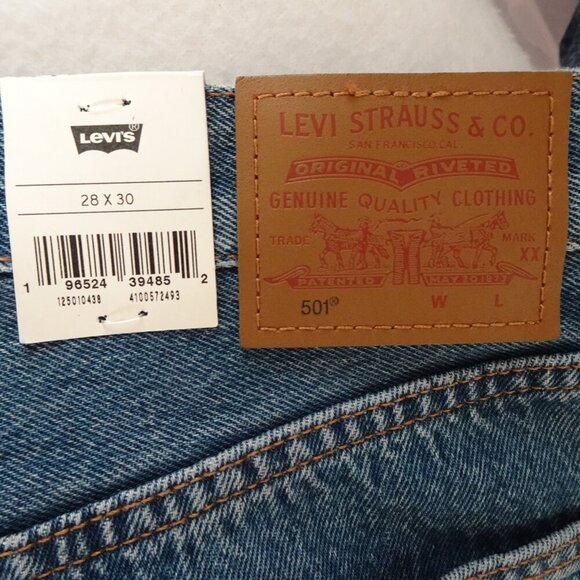 Levi's 501 Jeans Women's Size 28x30 Blue Denim Button Fly Straight Leg - Picture 8 of 12